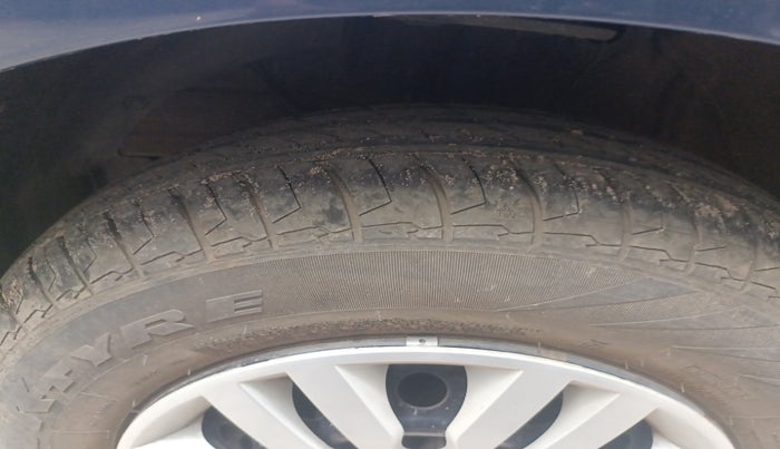 2021 Maruti Dzire VXI AMT, Petrol, Automatic, 13,352 km, tyre