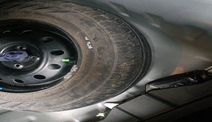 2021 Maruti Dzire VXI AMT, Petrol, Automatic, 13,352 km, tyre