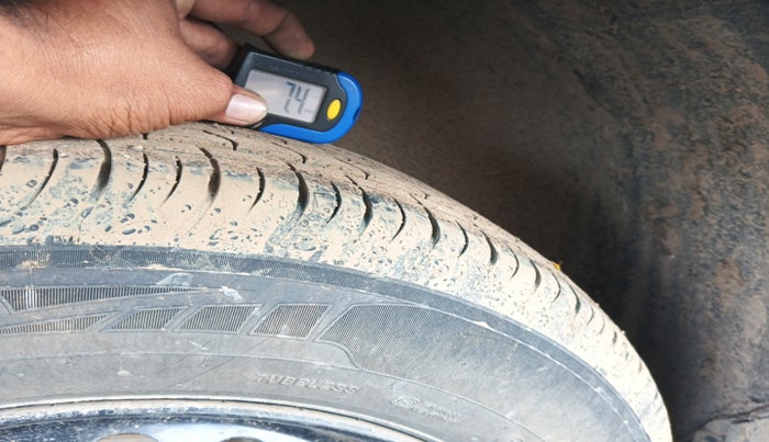 2023 Maruti BREZZA LXI SMART HYBRID, Petrol, Manual, 45,724 km, tyre