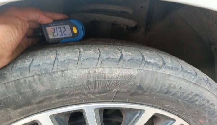 2017 Maruti Dzire ZDI PLUS AMT, Diesel, Automatic, 1,11,513 km, tyre