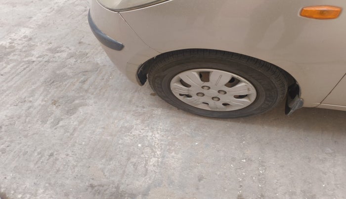 2010 Hyundai i10 SPORTZ 1.2, Petrol, Manual, 1,09,429 km, tyre