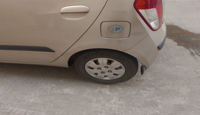 2010 Hyundai i10 SPORTZ 1.2, Petrol, Manual, 1,09,429 km, tyre