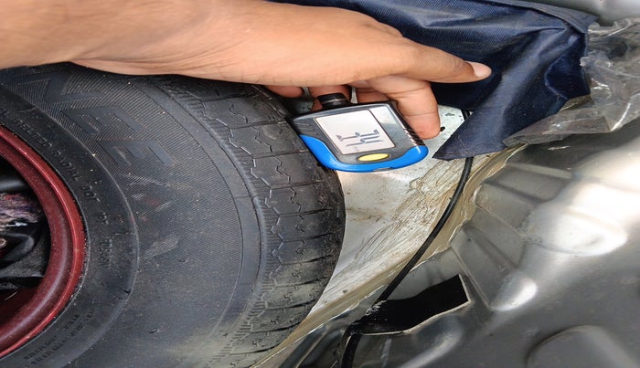 2022 Renault Kwid RXT 1.0 (O), Petrol, Manual, 40,107 km, tyre