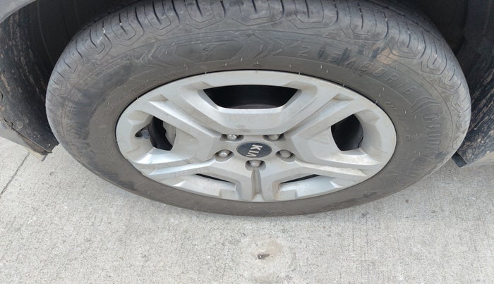 2020 KIA SONET HTX 1.5, Diesel, Manual, 52,657 km, tyre