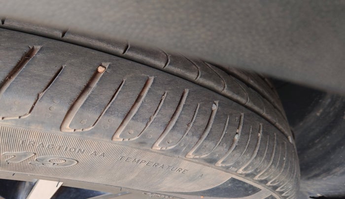 2022 Mercedes Benz GLC CLASS 200 Progressive, Petrol, Automatic, 13,242 km, tyre