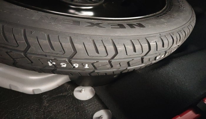 2022 Mercedes Benz GLC CLASS 200 Progressive, Petrol, Automatic, 13,242 km, tyre