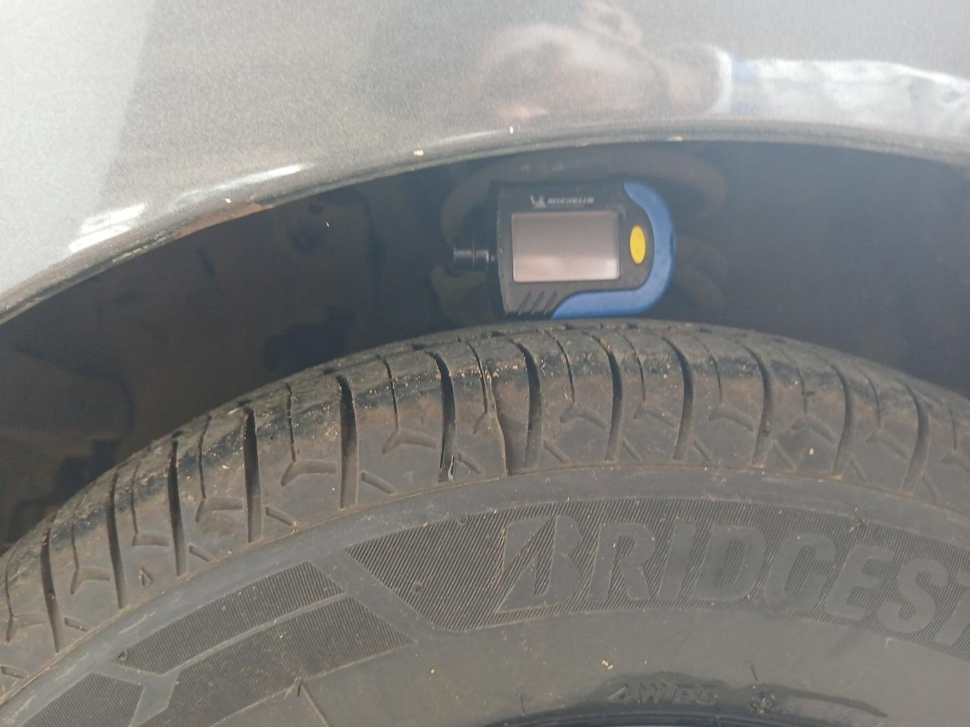 2012 Hyundai i10 MAGNA 1.2, Petrol, Manual, 41,822 km, tyre