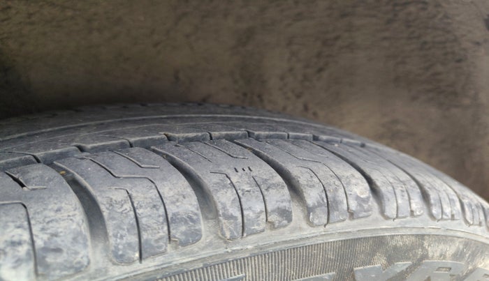 2013 Honda Amaze 1.2L I-VTEC S, Petrol, Manual, 76,615 km, tyre