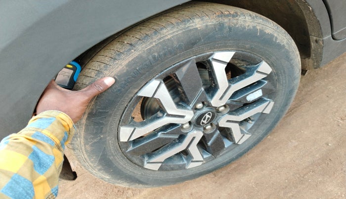 2023 Hyundai EXTER SX(O) 1.2 AMT, Petrol, Automatic, 31,161 km, tyre