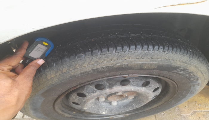 2012 Maruti Swift VDI, Diesel, Manual, 1,78,708 km, tyre