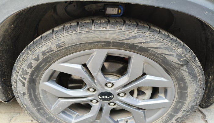 2024 KIA SELTOS  HTX 1.5 PETROL MT, Petrol, Manual, 36,056 km, tyre