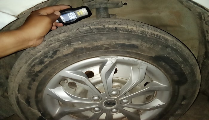 2014 Maruti Swift Dzire LDI, Diesel, Manual, 1,96,358 km, tyre