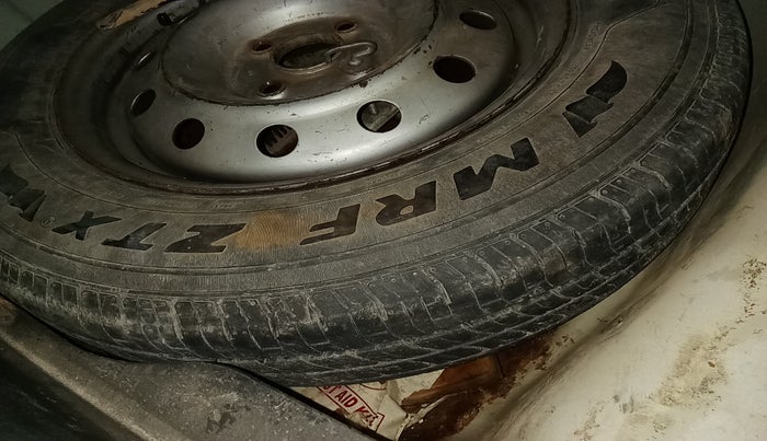 2014 Maruti Swift Dzire LDI, Diesel, Manual, 1,96,358 km, tyre