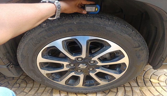 2024 Maruti Grand Vitara DELTA CNG, Petrol, Manual, 21,541 km, tyre