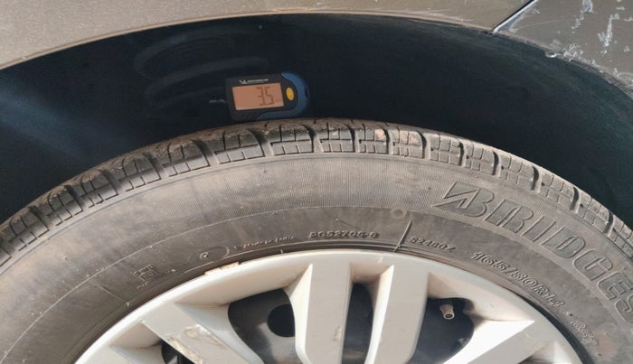 2017 Maruti Dzire VDI, Diesel, Manual, 1,76,794 km, tyre