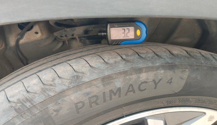 2023 Hyundai Creta SX (O) AT 1.5 DIESEL, Diesel, Automatic, 66,899 km, tyre