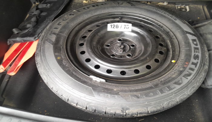 2018 Jeep Compass LIMITED PLUS DIESEL, Diesel, Manual, 76,800 km, tyre