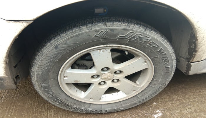 2011 Mitsubishi Outlander 2.4 MIVEC, Petrol, Automatic, 99,210 km, tyre