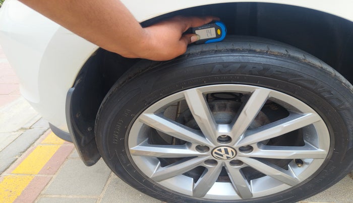 2021 Volkswagen Polo 1.0 GT TSI AT, Petrol, Automatic, 46,874 km, tyre