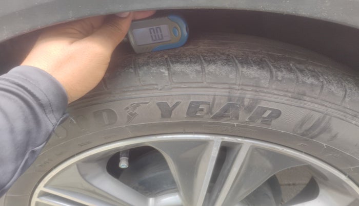 2016 Hyundai Creta SX PLUS AT 1.6 DIESEL, Diesel, Automatic, 90,956 km, tyre