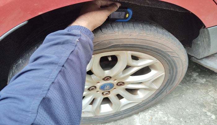 2015 Ford Ecosport TITANIUM 1.0L ECOBOOST, Petrol, Manual, 86,561 km, tyre