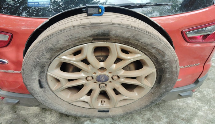 2015 Ford Ecosport TITANIUM 1.0L ECOBOOST, Petrol, Manual, 86,561 km, tyre