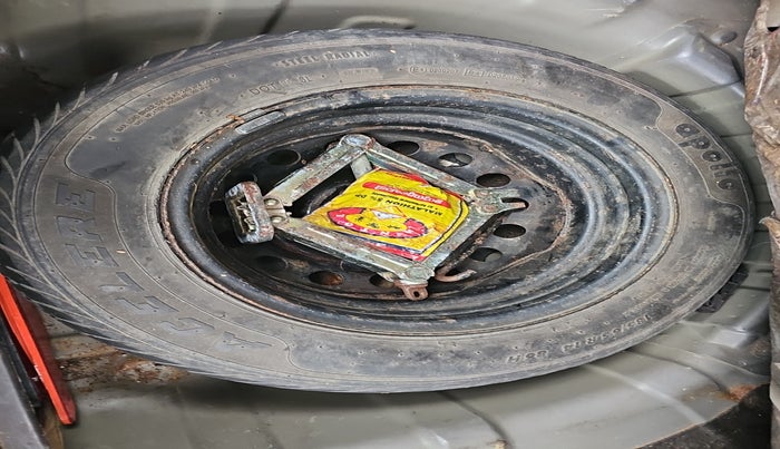 2012 Hyundai i20 SPORTZ 1.2, Petrol, Manual, 69,069 km, tyre