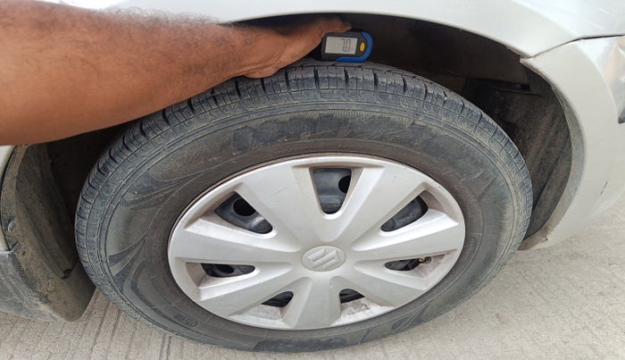 2011 Maruti Swift Dzire VXI, Petrol, Manual, 85,348 km, tyre