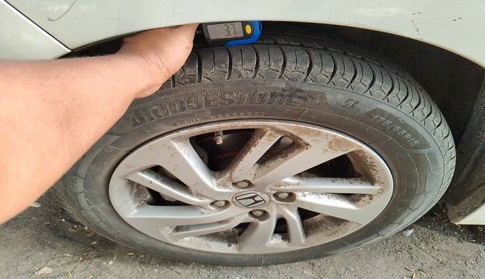 2017 Honda Jazz 1.2L I-VTEC V AT, Petrol, Automatic, 21,350 km, tyre