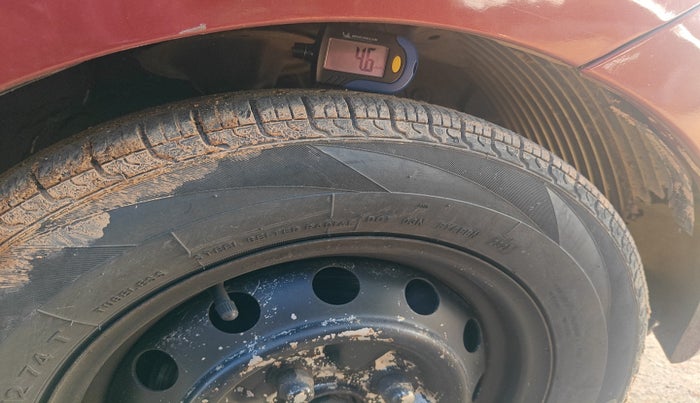 2012 Hyundai Eon ERA + LPG, Petrol, Manual, 1,29,798 km, tyre