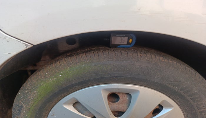 2013 Hyundai i10 MAGNA 1.2, Petrol, Manual, 39,218 km, tyre