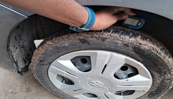 2016 Maruti Wagon R 1.0 VXI, Petrol, Manual, 47,700 km, tyre