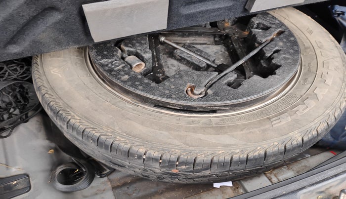 2018 Hyundai Creta S 1.4 DIESEL, Diesel, Manual, 1,27,584 km, tyre