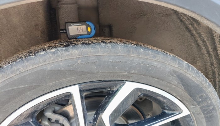 2024 MG ASTOR SAVVY 1.3 TURBO AT S RED, Petrol, Automatic, 8,725 km, tyre