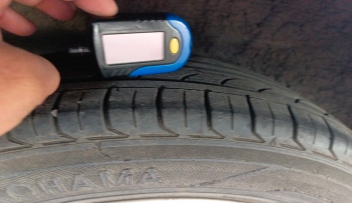 2010 Hyundai i20 SPORTZ 1.2, Petrol, Manual, 1,09,127 km, tyre