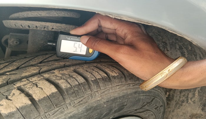 2011 Skoda Fabia ACTIVE 1.2 MPI, Petrol, Manual, 64,463 km, tyre