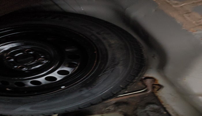 2014 Honda City 1.5L I-DTEC SV, Diesel, Manual, 85,695 km, tyre