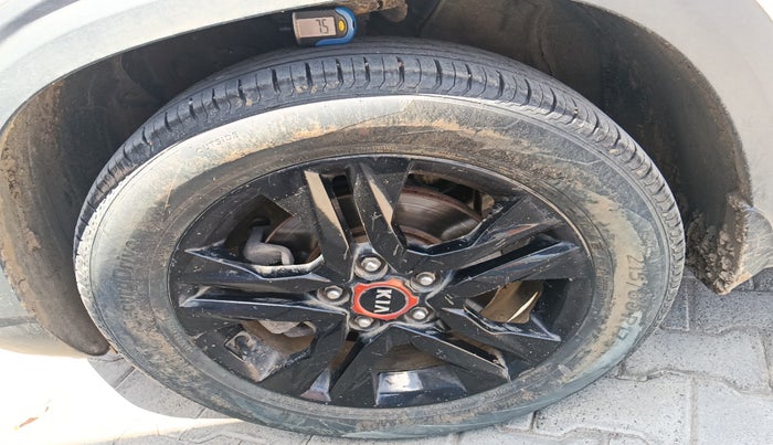 2021 KIA SELTOS HTX ANNIVERSARY EDITION 1.5 PETROL, Petrol, Manual, 91,544 km, tyre