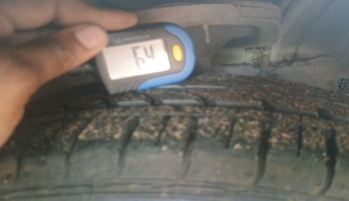 2011 Hyundai Verna TRANSFORM 1.6 SX VTVT, Petrol, Manual, 55,978 km, tyre