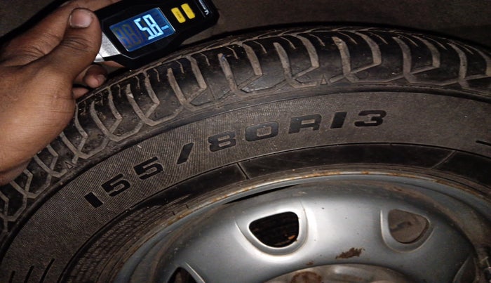 2015 Maruti Eeco 5 STR WITH A/C+HTR, Petrol, Manual, 36,182 km, tyre