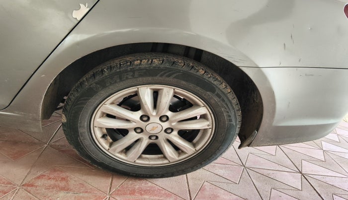 2014 Chevrolet Cruze LTZ AT, Diesel, Automatic, 85,001 km, tyre