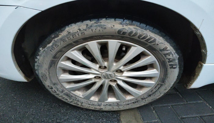 2014 Maruti Ciaz ZXI AT, Petrol, Automatic, 72,067 km, tyre