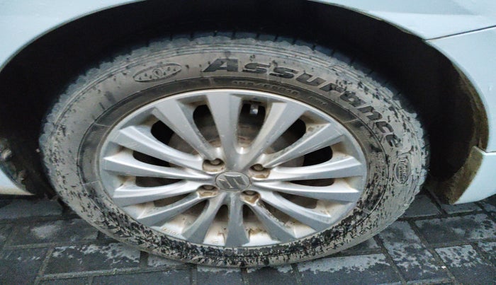 2014 Maruti Ciaz ZXI AT, Petrol, Automatic, 72,067 km, tyre