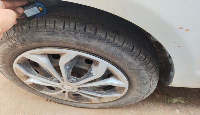 2013 Maruti Ertiga VDI, Diesel, Manual, 1,17,869 km, tyre