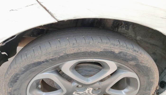 2019 Hyundai Elite i20 ASTA 1.2 (O), Petrol, Manual, 1,09,110 km, tyre