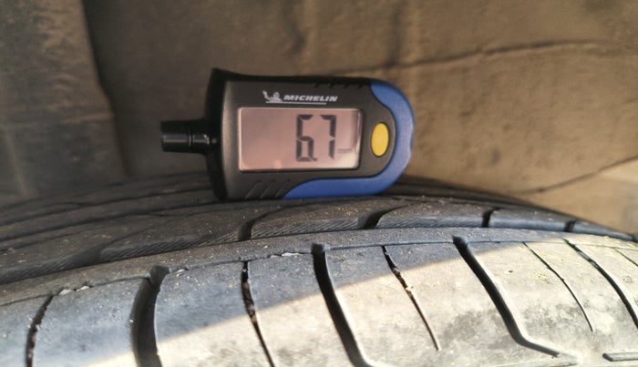 2017 Honda WR-V 1.5L I-DTEC VX MT, Diesel, Manual, 1,03,687 km, tyre