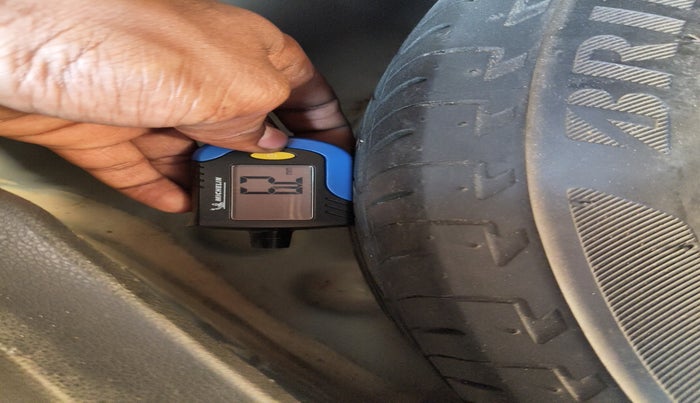 2017 Honda WR-V 1.5L I-DTEC VX MT, Diesel, Manual, 1,03,687 km, tyre