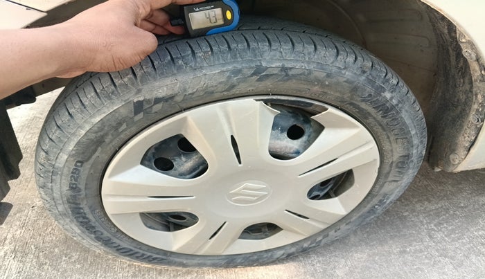 2013 Maruti Wagon R 1.0 VXI, Petrol, Manual, 57,000 km, tyre