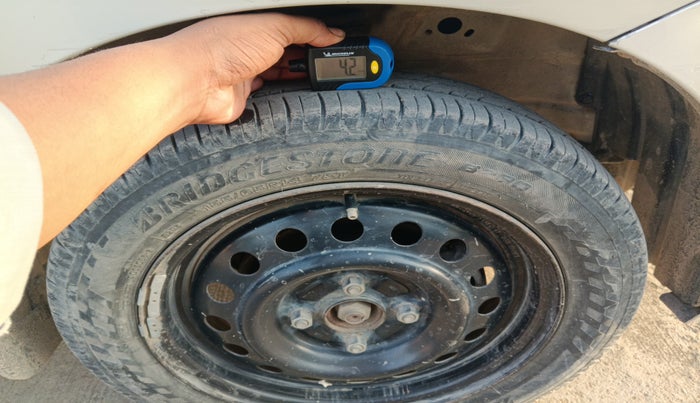 2013 Maruti Wagon R 1.0 VXI, Petrol, Manual, 57,000 km, tyre