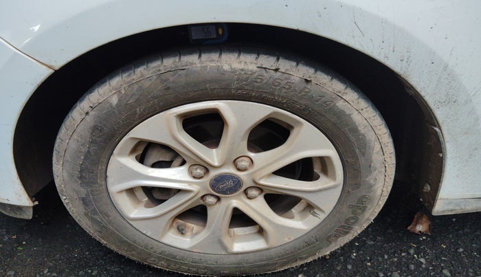 2016 Ford Figo Aspire TITANIUM1.5 DIESEL, Diesel, Manual, 1,53,520 km, tyre